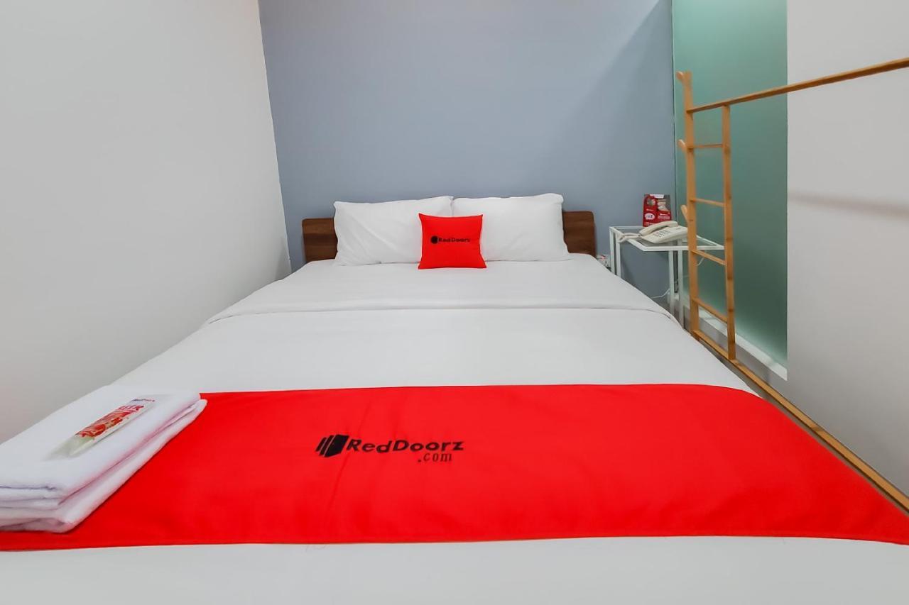 RedDoorz Plus @ Batutulis Bogor Bagian luar foto